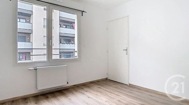 Appartement F2 à louer - 2 pièces - 42.36 m2 - VILLEURBANNE - 69 - RHONE-ALPES - Century 21 Le 7 De Coeur