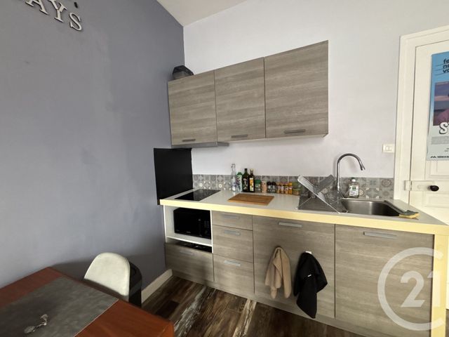 Appartement F1 à louer - 1 pièce - 28.63 m2 - LYON - 69007 - RHONE-ALPES - Century 21 Le 7 De Coeur