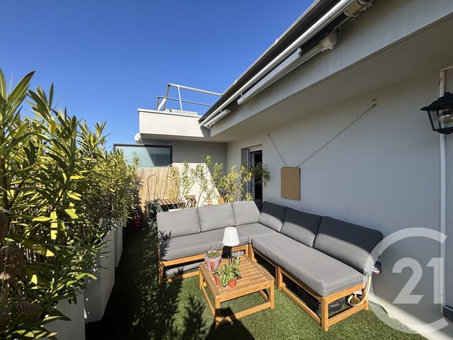 Appartement F3 bis à louer - 3 pièces - 76.5 m2 - LYON - 69007 - RHONE-ALPES - Century 21 Le 7 De Coeur