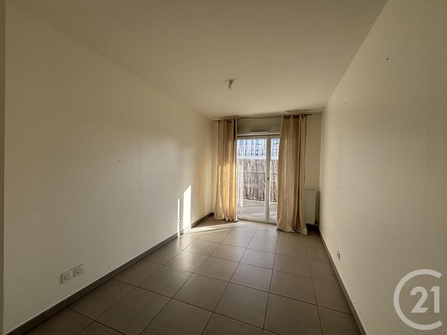 Appartement Duplex à louer - 5 pièces - 94.56 m2 - VILLEURBANNE - 69 - RHONE-ALPES - Century 21 Le 7 De Coeur