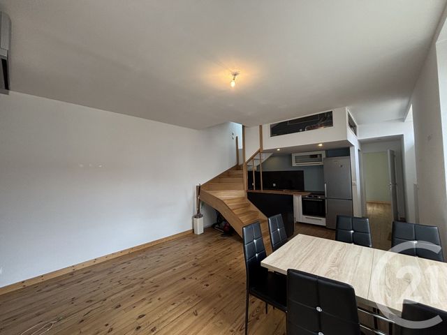 Appartement F3 à louer - 3 pièces - 45.0 m2 - ST FONS - 69 - RHONE-ALPES - Century 21 Le 7 De Coeur