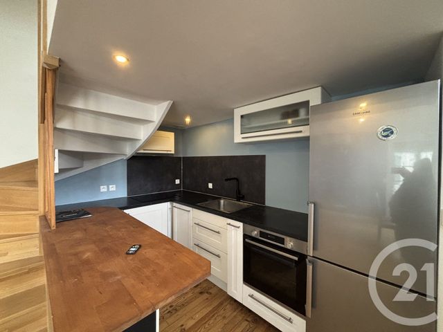 Appartement F3 à louer - 3 pièces - 45.0 m2 - ST FONS - 69 - RHONE-ALPES - Century 21 Le 7 De Coeur