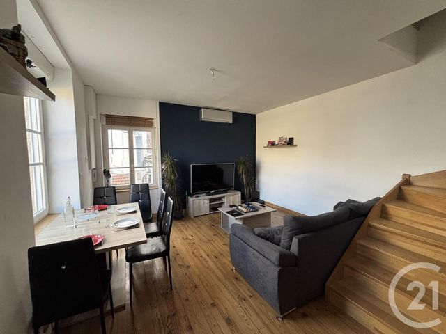 Appartement F2 bis à louer - 3 pièces - 45.0 m2 - ST FONS - 69 - RHONE-ALPES - Century 21 Le 7 De Coeur