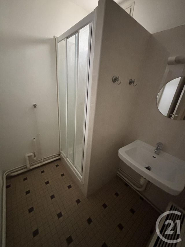 Appartement F1 à vendre - 1 pièce - 37.82 m2 - GENAY - 69 - RHONE-ALPES - Century 21 Le 7 De Coeur