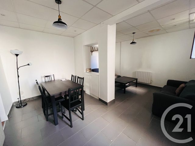Appartement F3 à louer - 3 pièces - 70.7 m2 - LYON - 69003 - RHONE-ALPES - Century 21 Le 7 De Coeur