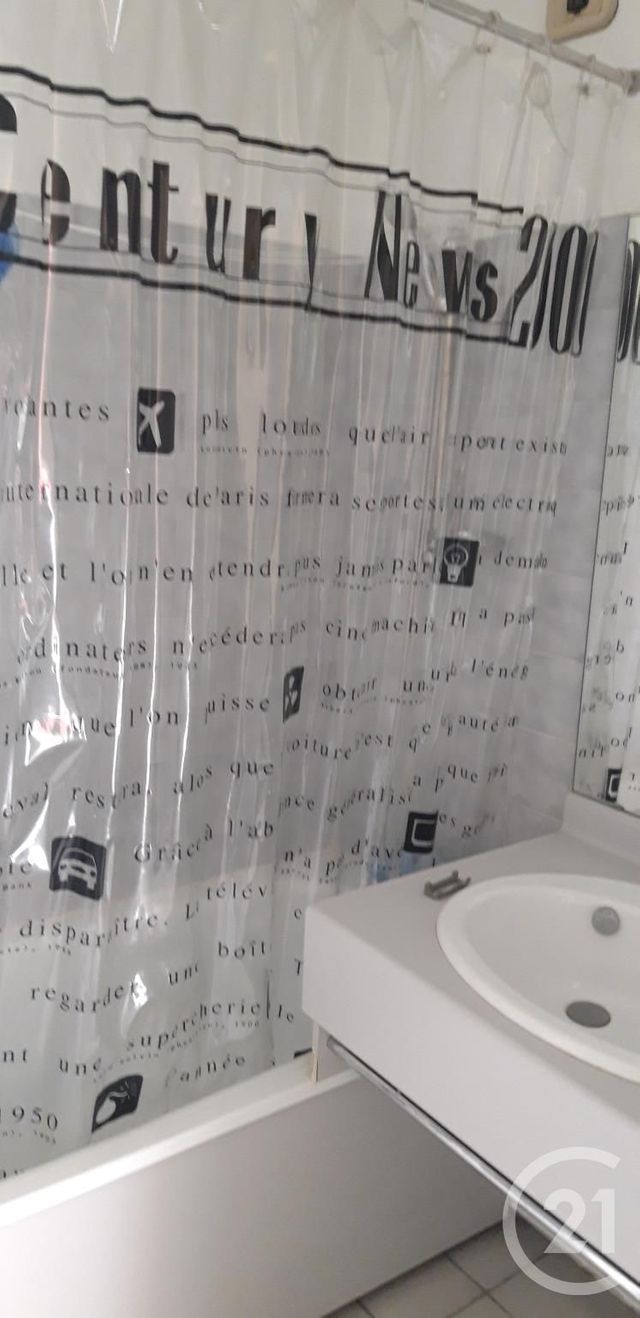 Appartement F1 à louer - 1 pièce - 33.5 m2 - VILLEURBANNE - 69 - RHONE-ALPES - Century 21 Le 7 De Coeur