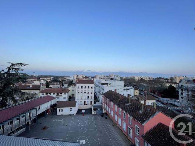 Appartement F1 à louer - 1 pièce - 33.5 m2 - VILLEURBANNE - 69 - RHONE-ALPES - Century 21 Le 7 De Coeur