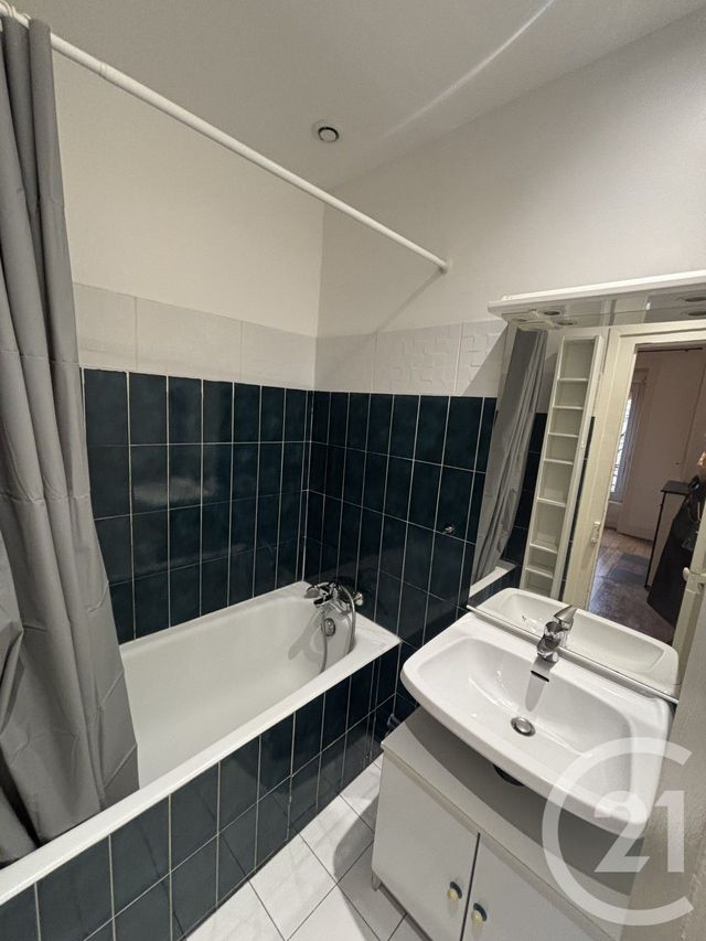 Appartement F2 à louer - 2 pièces - 39.78 m2 - LYON - 69003 - RHONE-ALPES - Century 21 Le 7 De Coeur