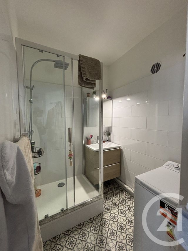 Appartement F1 à louer - 1 pièce - 41.91 m2 - LYON - 69007 - RHONE-ALPES - Century 21 Le 7 De Coeur