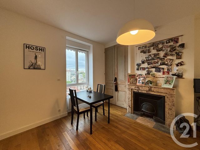 Appartement F1 bis à louer - 2 pièces - 35.04 m2 - VILLEURBANNE - 69 - RHONE-ALPES - Century 21 Le 7 De Coeur