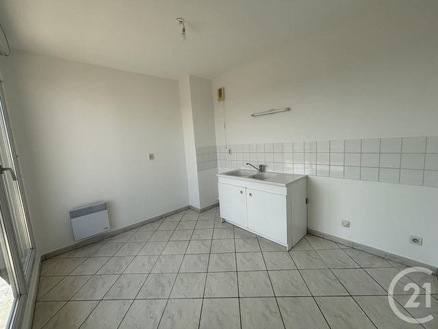 Appartement F3 à louer - 3 pièces - 75.99 m2 - LYON - 69007 - RHONE-ALPES - Century 21 Le 7 De Coeur