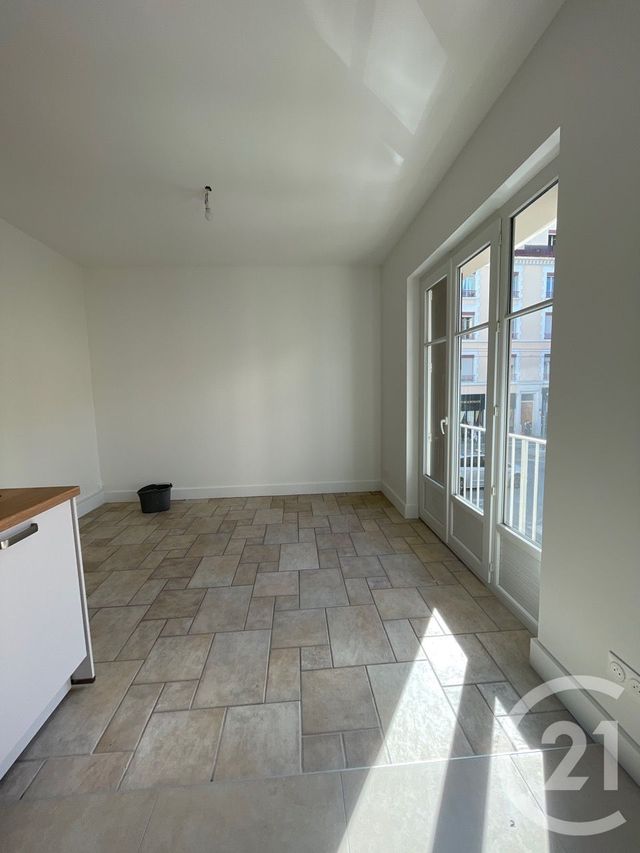 Appartement F3 à louer - 3 pièces - 53.97 m2 - LYON - 69006 - RHONE-ALPES - Century 21 Le 7 De Coeur