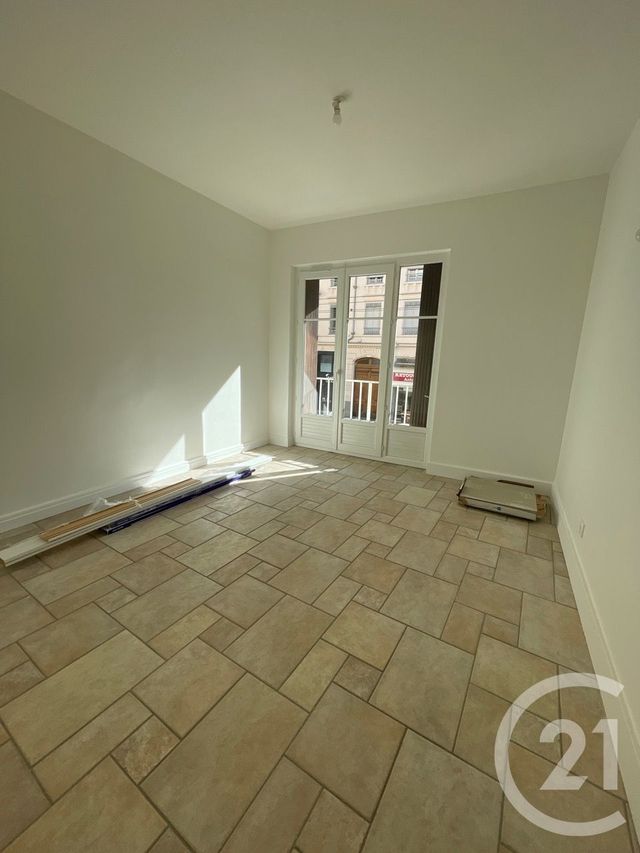 Appartement F3 à louer - 3 pièces - 53.97 m2 - LYON - 69006 - RHONE-ALPES - Century 21 Le 7 De Coeur