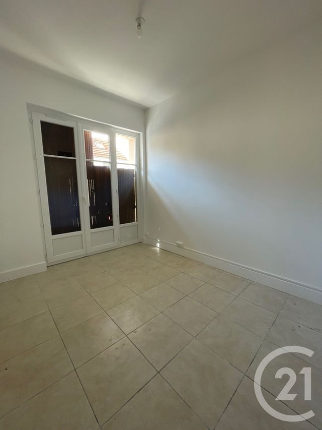 Appartement F3 à louer - 3 pièces - 53.97 m2 - LYON - 69006 - RHONE-ALPES - Century 21 Le 7 De Coeur