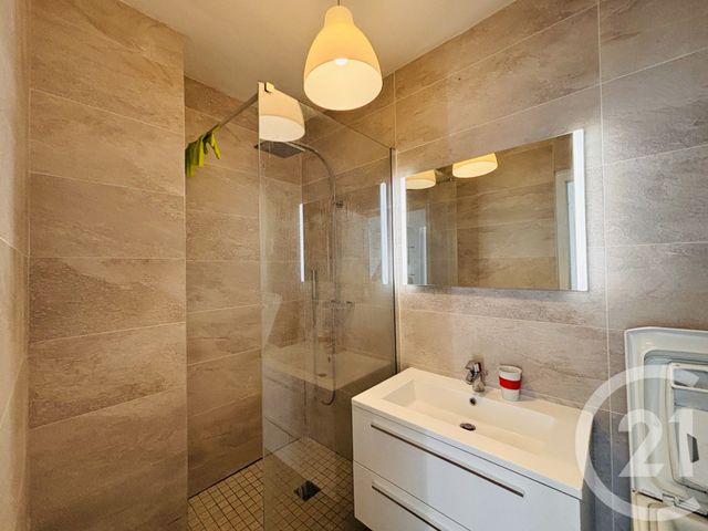 Appartement F2 bis à louer - 2 pièces - 51.51 m2 - LYON - 69007 - RHONE-ALPES - Century 21 Le 7 De Coeur