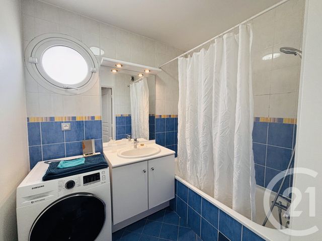 Appartement F3 à louer - 3 pièces - 68.52 m2 - LYON - 69007 - RHONE-ALPES - Century 21 Le 7 De Coeur