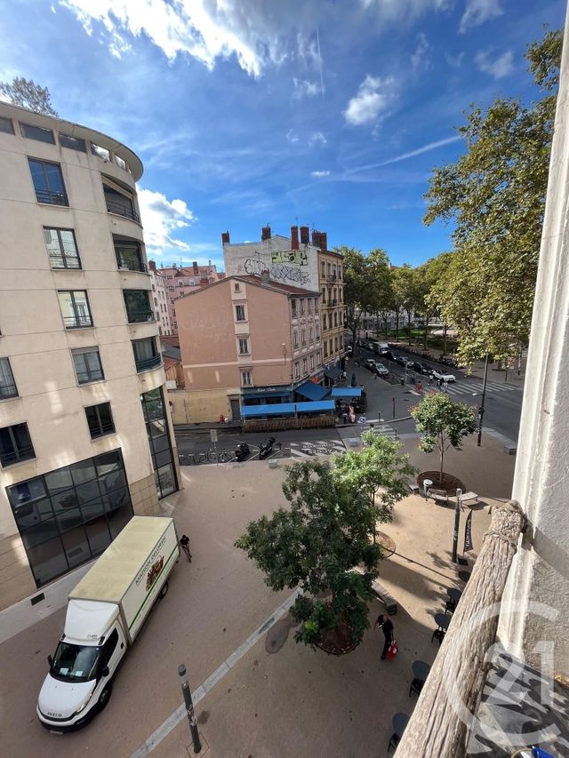 Appartement F2 à louer - 2 pièces - 35.63 m2 - LYON - 69003 - RHONE-ALPES - Century 21 Le 7 De Coeur