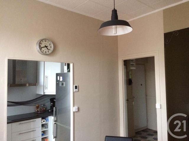 Appartement F2 à louer - 2 pièces - 38.0 m2 - LYON - 69008 - RHONE-ALPES - Century 21 Le 7 De Coeur