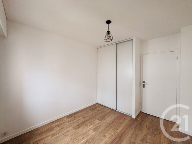 Appartement F3 à louer - 3 pièces - 68.48 m2 - VILLEURBANNE - 69 - RHONE-ALPES - Century 21 Le 7 De Coeur