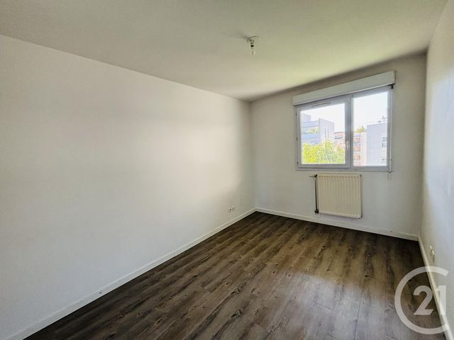 Appartement F4 à louer - 4 pièces - 112.28 m2 - LYON - 69007 - RHONE-ALPES - Century 21 Le 7 De Coeur