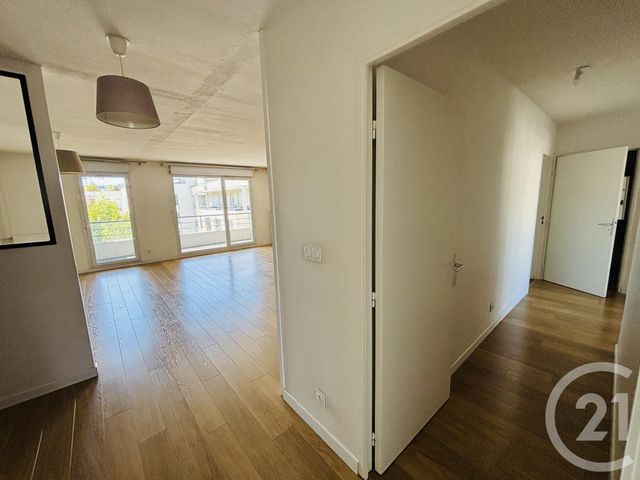 Appartement F4 à louer - 4 pièces - 112.28 m2 - LYON - 69007 - RHONE-ALPES - Century 21 Le 7 De Coeur
