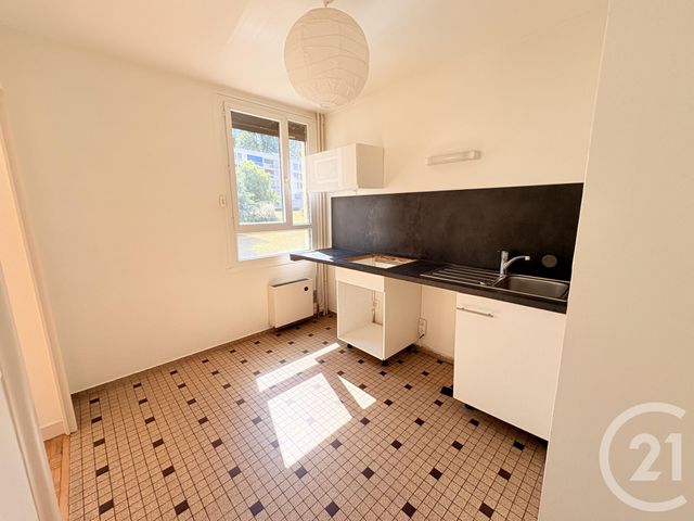 Appartement T1 à louer - 1 pièce - 37.82 m2 - GENAY - 69 - RHONE-ALPES - Century 21 Le 7 De Coeur