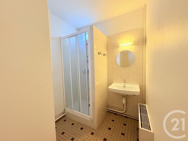 Appartement T1 à louer - 1 pièce - 37.82 m2 - GENAY - 69 - RHONE-ALPES - Century 21 Le 7 De Coeur
