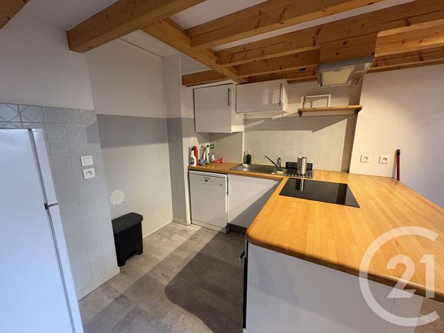 Appartement T2 à louer - 3 pièces - 56.86 m2 - LYON - 69007 - RHONE-ALPES - Century 21 Le 7 De Coeur