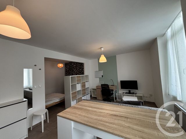 Appartement F1 à louer - 1 pièce - 30.03 m2 - LYON - 69007 - RHONE-ALPES - Century 21 Le 7 De Coeur