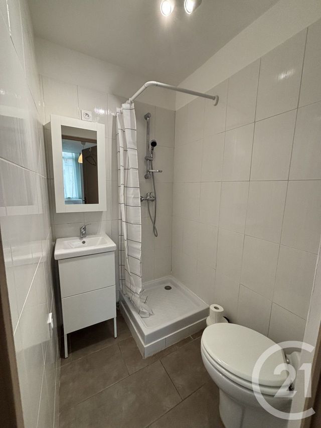 Appartement F1 à louer - 1 pièce - 30.03 m2 - LYON - 69007 - RHONE-ALPES - Century 21 Le 7 De Coeur