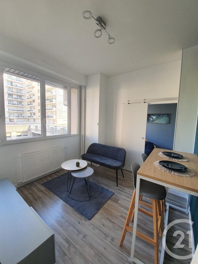 Appartement T2 à louer - 2 pièces - 39.23 m2 - LYON - 69003 - RHONE-ALPES - Century 21 Le 7 De Coeur
