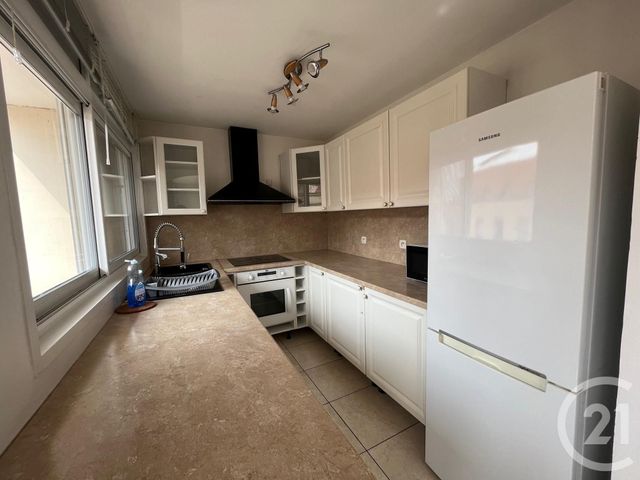 Appartement F3 bis à louer - 4 pièces - 62.24 m2 - VILLEURBANNE - 69 - RHONE-ALPES - Century 21 Le 7 De Coeur