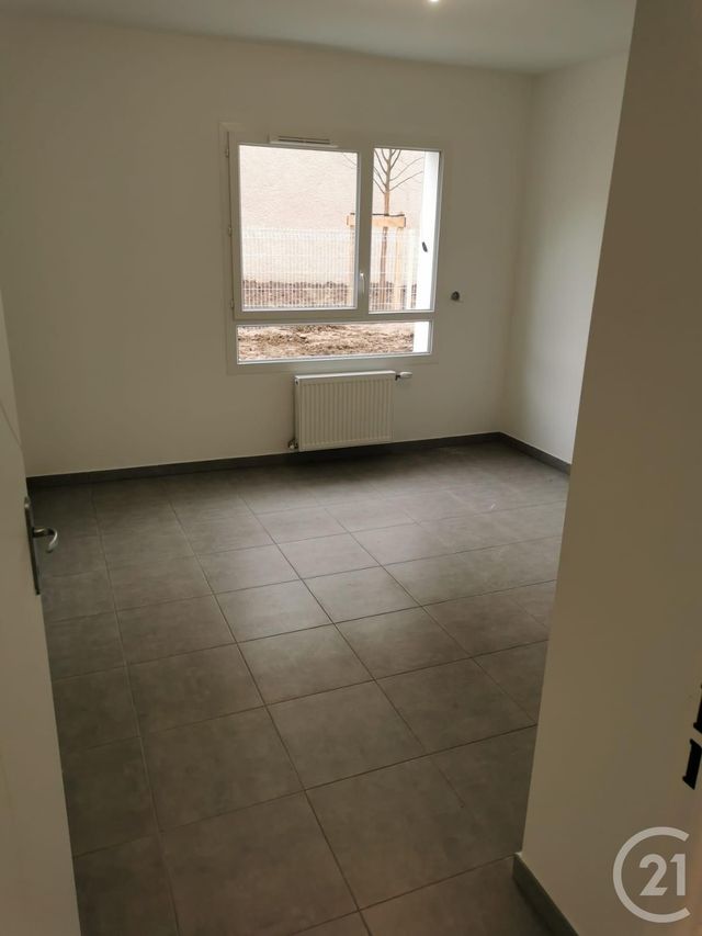 Appartement F2 à louer - 2 pièces - 53.83 m2 - LYON - 69008 - RHONE-ALPES - Century 21 Le 7 De Coeur