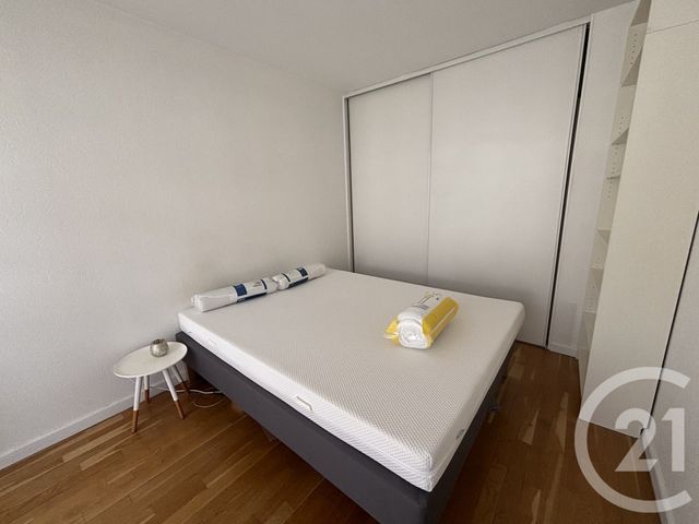 Appartement à louer - 2 pièces - 42.54 m2 - VILLEURBANNE - 69 - RHONE-ALPES - Century 21 Le 7 De Coeur