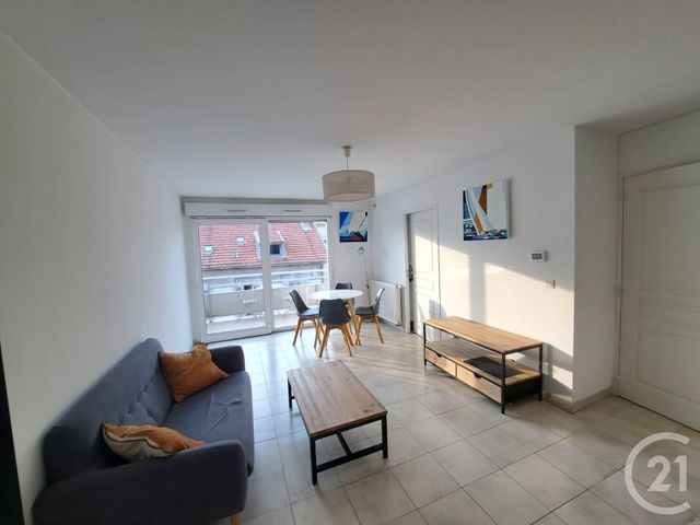 Appartement F2 à louer - 2 pièces - 48.46 m2 - THONON LES BAINS - 74 - RHONE-ALPES - Century 21 Le 7 De Coeur