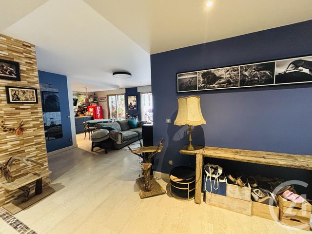Appartement F4 à louer - 4 pièces - 86.18 m2 - LYON - 69007 - RHONE-ALPES - Century 21 Le 7 De Coeur