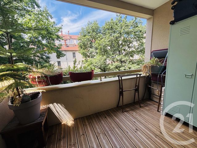 Appartement F4 à louer - 4 pièces - 86.18 m2 - LYON - 69007 - RHONE-ALPES - Century 21 Le 7 De Coeur