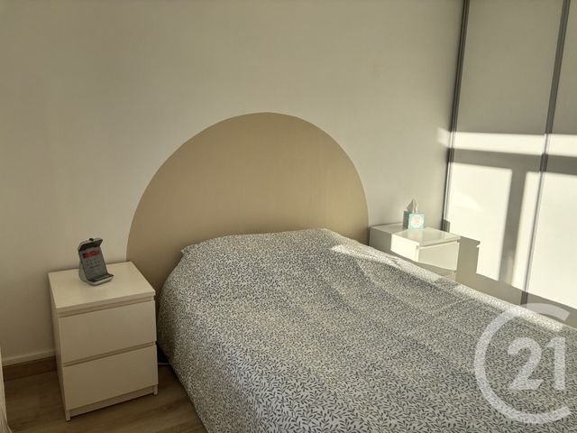 Appartement F2 bis à louer - 2 pièces - 54.82 m2 - VILLEURBANNE - 69 - RHONE-ALPES - Century 21 Le 7 De Coeur