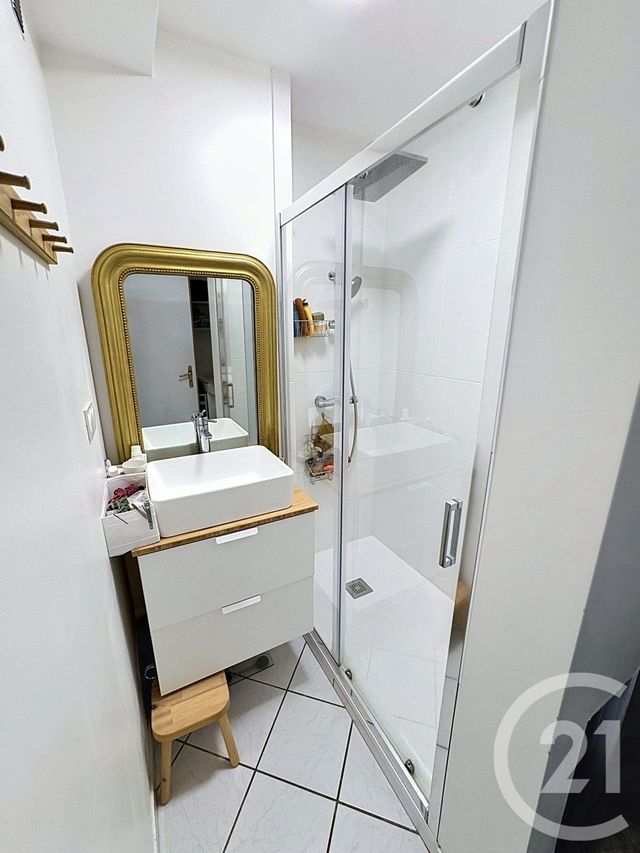 Appartement F3 à louer - 3 pièces - 73.31 m2 - VILLEURBANNE - 69 - RHONE-ALPES - Century 21 Le 7 De Coeur