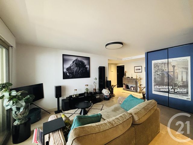 Appartement F4 à louer - 4 pièces - 86.18 m2 - LYON - 69007 - RHONE-ALPES - Century 21 Le 7 De Coeur
