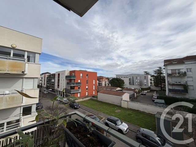 Appartement F2 à louer - 2 pièces - 41.48 m2 - MEYZIEU - 69 - RHONE-ALPES - Century 21 Le 7 De Coeur