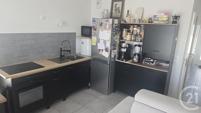 Appartement F1 à louer - 1 pièce - 38.24 m2 - PONT DE CHERUY - 38 - RHONE-ALPES - Century 21 Le 7 De Coeur