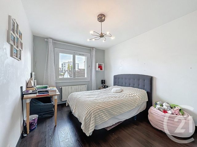 maison à louer - 5 pièces - 119.88 m2 - LYON - 69008 - RHONE-ALPES - Century 21 Le 7 De Coeur