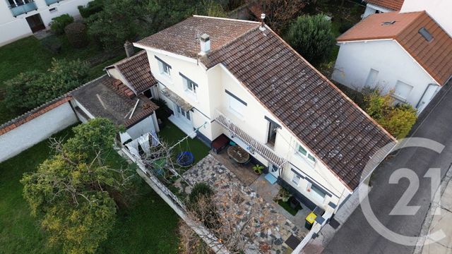 maison à louer - 5 pièces - 119.88 m2 - LYON - 69008 - RHONE-ALPES - Century 21 Le 7 De Coeur