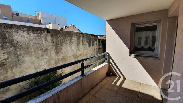 Appartement F1 à louer - 2 pièces - 48.55 m2 - LYON - 69007 - RHONE-ALPES - Century 21 Le 7 De Coeur