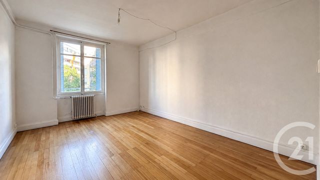 Appartement T4 à louer - 3 pièces - 98.93 m2 - LYON - 69007 - RHONE-ALPES - Century 21 Le 7 De Coeur