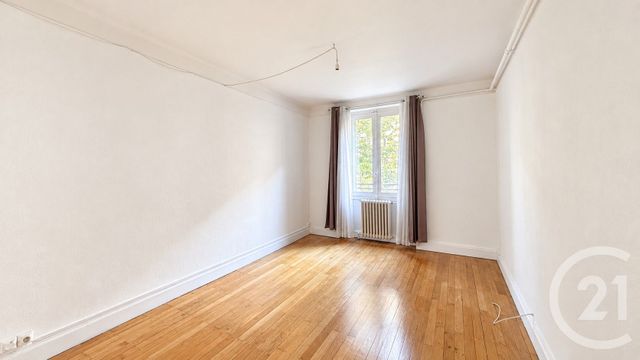 Appartement T4 à louer - 3 pièces - 98.93 m2 - LYON - 69007 - RHONE-ALPES - Century 21 Le 7 De Coeur