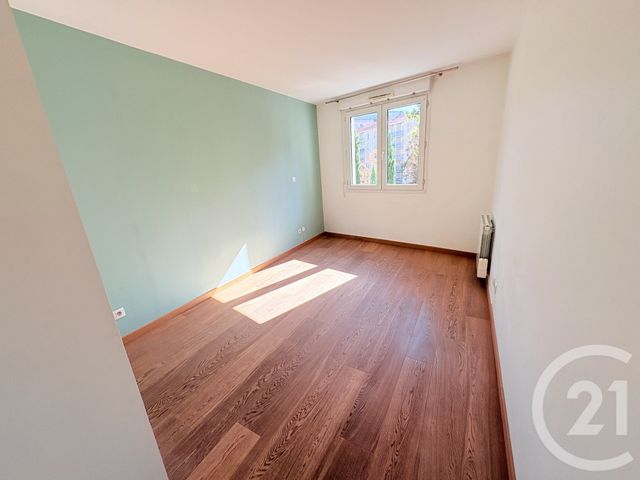 Appartement T3 à louer - 3 pièces - 70.69 m2 - LYON - 69003 - RHONE-ALPES - Century 21 Le 7 De Coeur