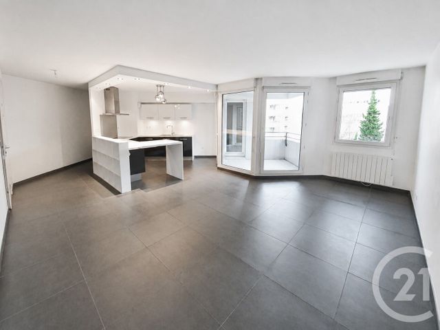Appartement T3 à louer - 3 pièces - 70.69 m2 - LYON - 69003 - RHONE-ALPES - Century 21 Le 7 De Coeur