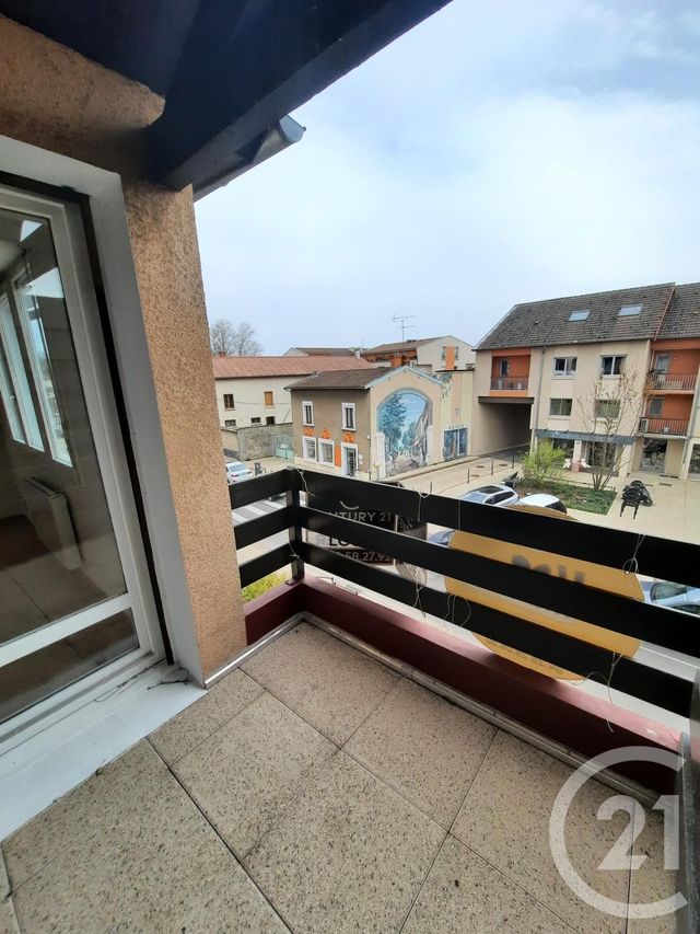 Appartement T2 à louer - 2 pièces - 46.75 m2 - GENAS - 69 - RHONE-ALPES - Century 21 Le 7 De Coeur